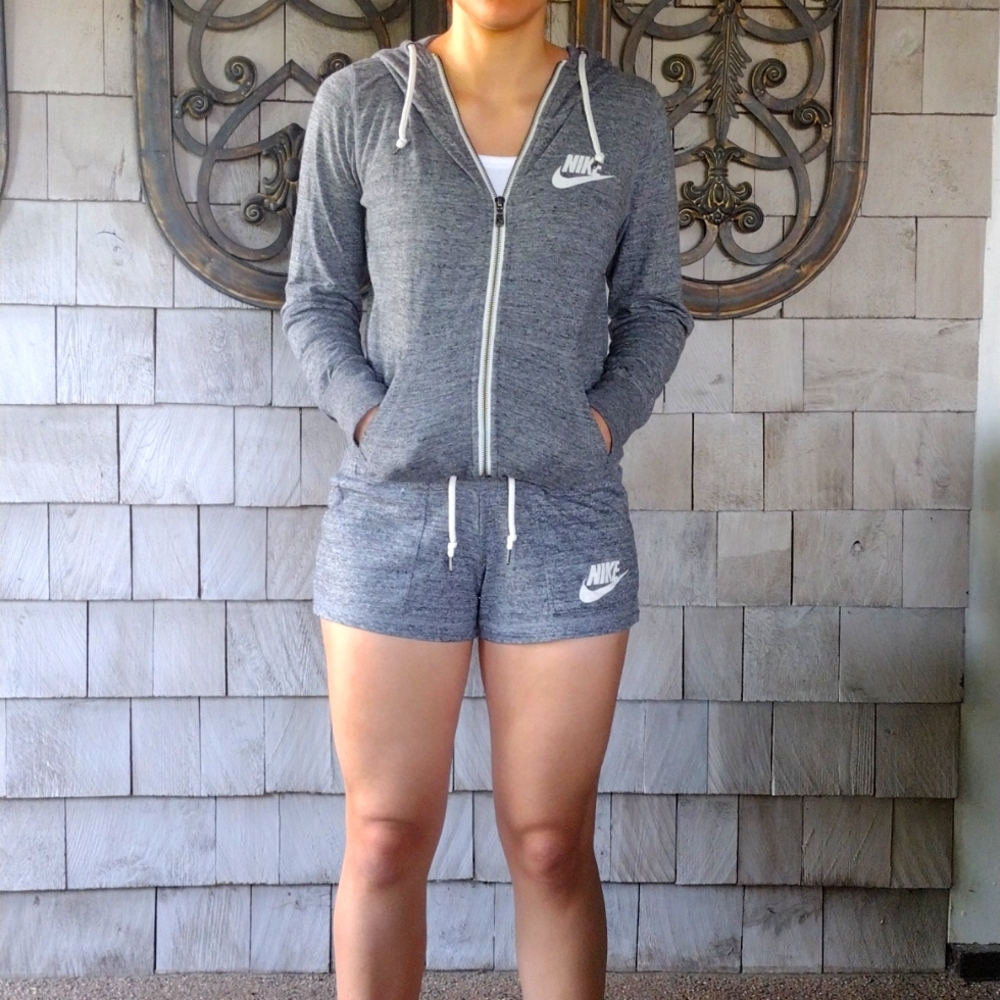 Nike jacket & shorts set